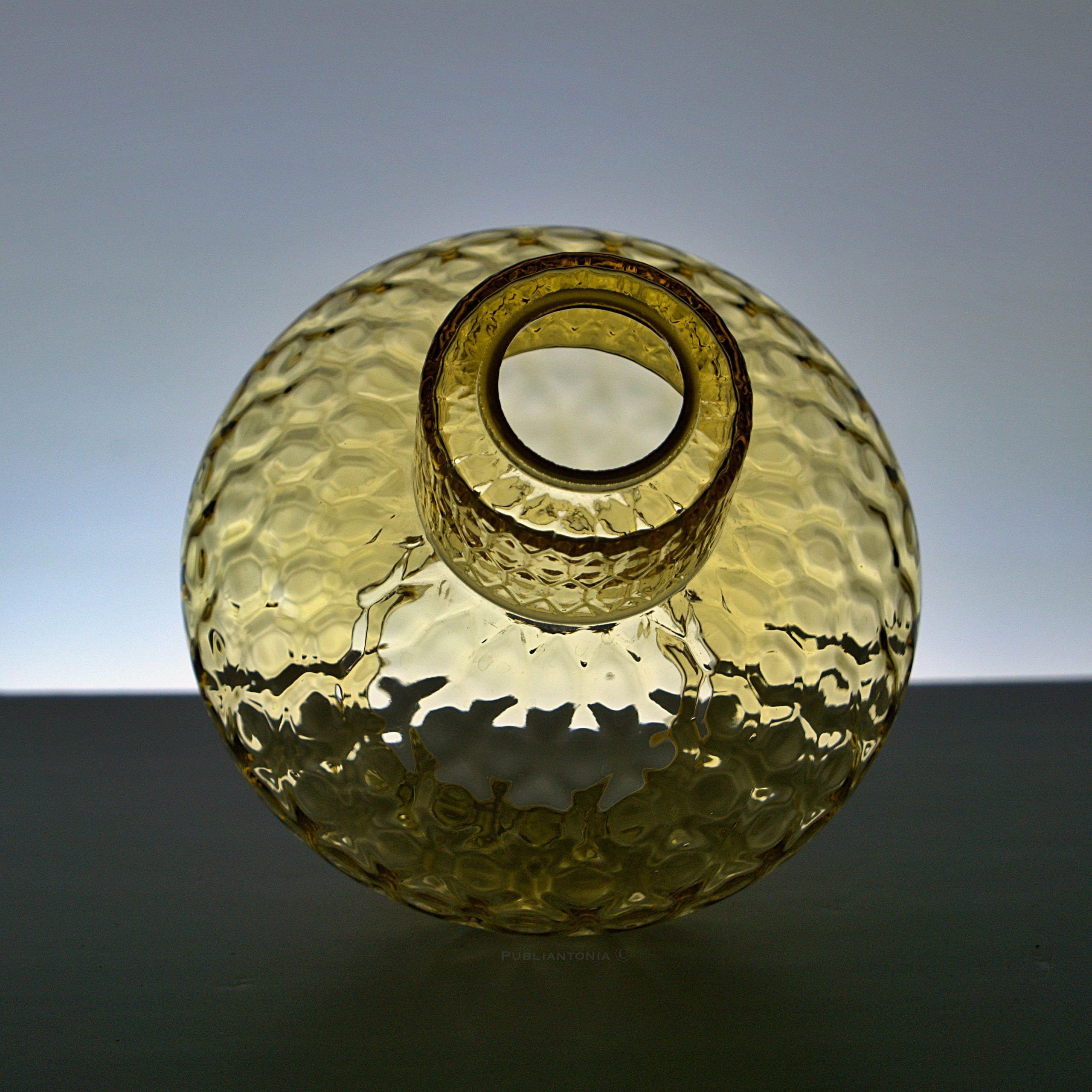 Suspension verre moulé nid d'abeille jaune ambre années 1960-70 – Image 2